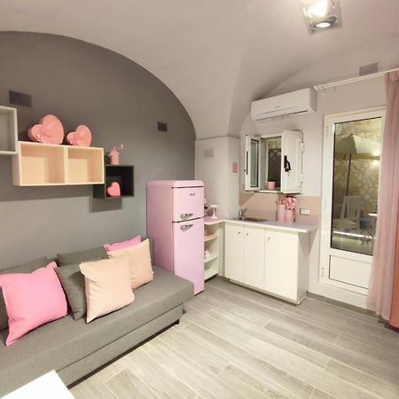 Bed and Breakfast Milo'S Барі Екстер'єр фото