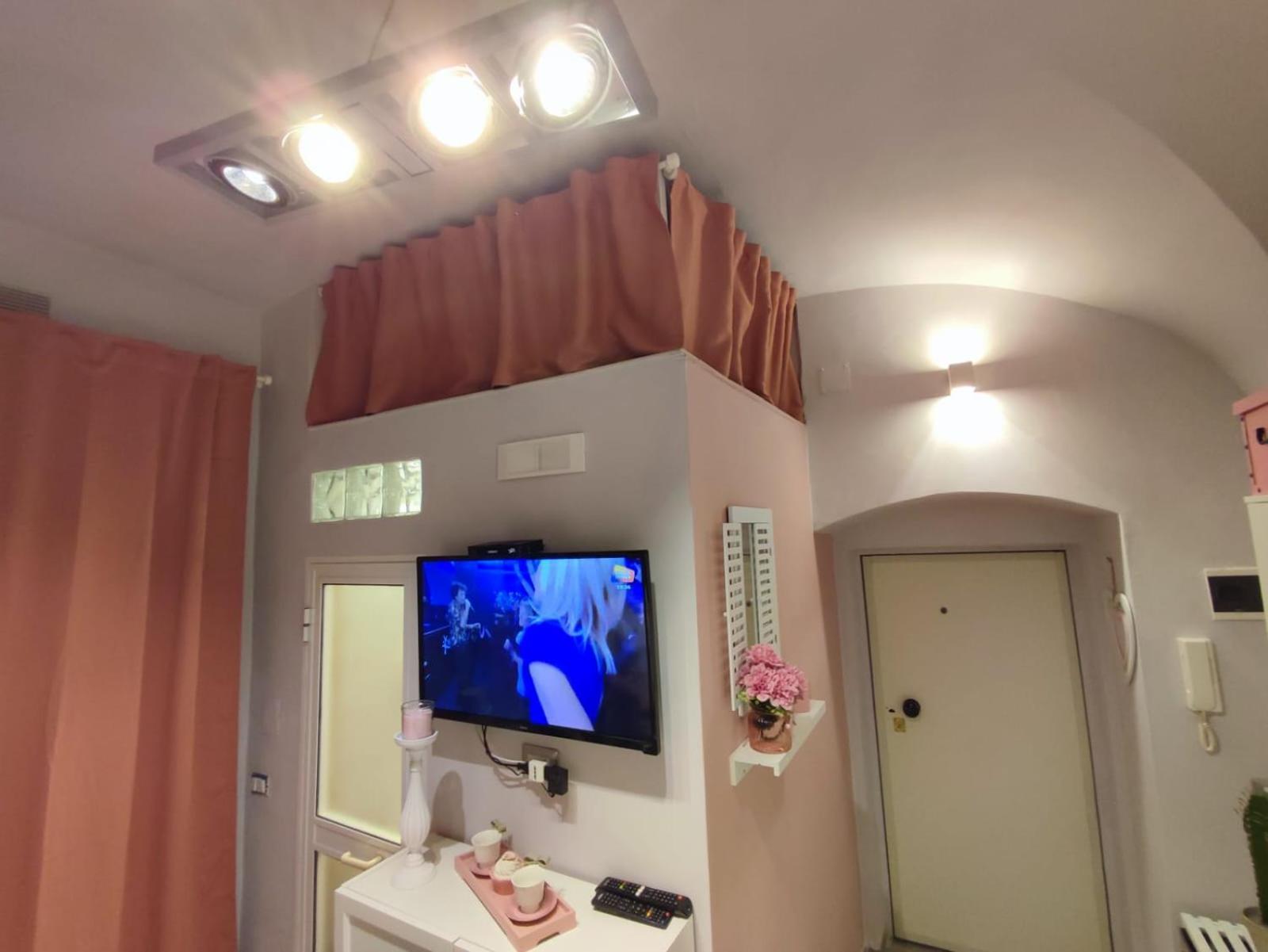 Bed and Breakfast Milo'S Барі Екстер'єр фото