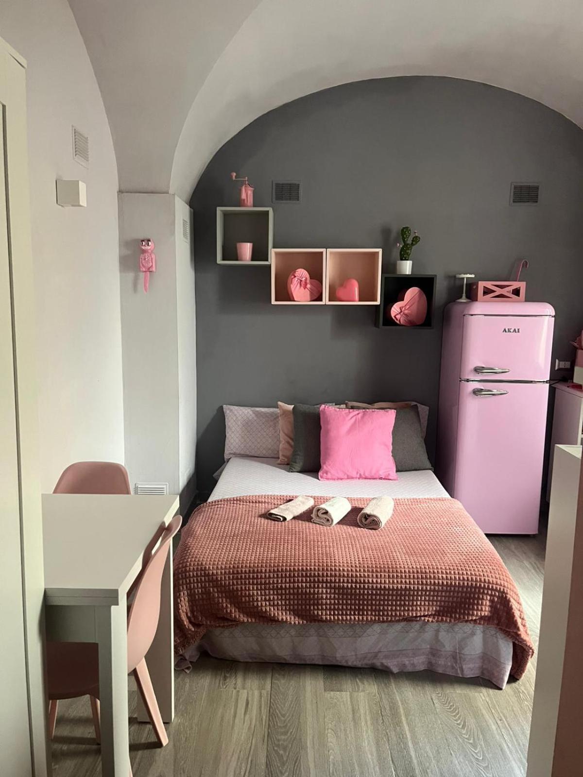 Bed and Breakfast Milo'S Барі Екстер'єр фото